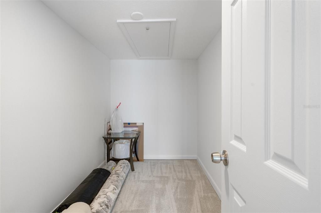 For Sale: $265,000 (2 beds, 2 baths, 1103 Square Feet)