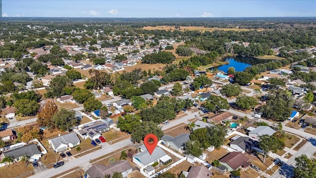 待售: $330,000 (3 贝兹, 2 浴室, 1385 平方英尺)