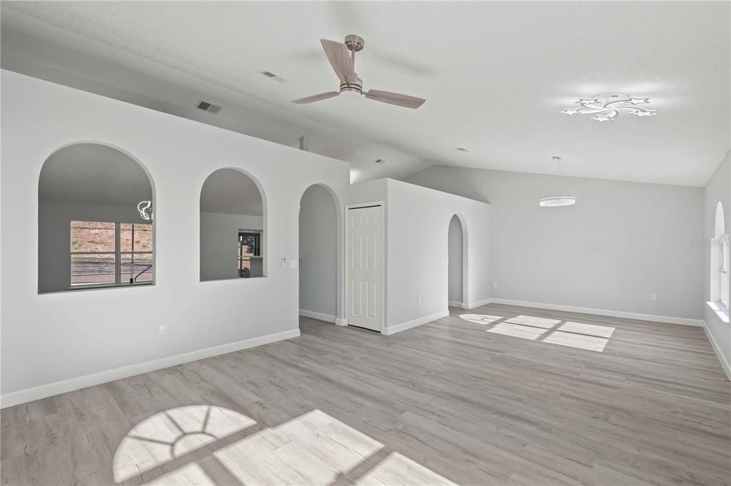 For Sale: $448,000 (3 beds, 2 baths, 2008 Square Feet)