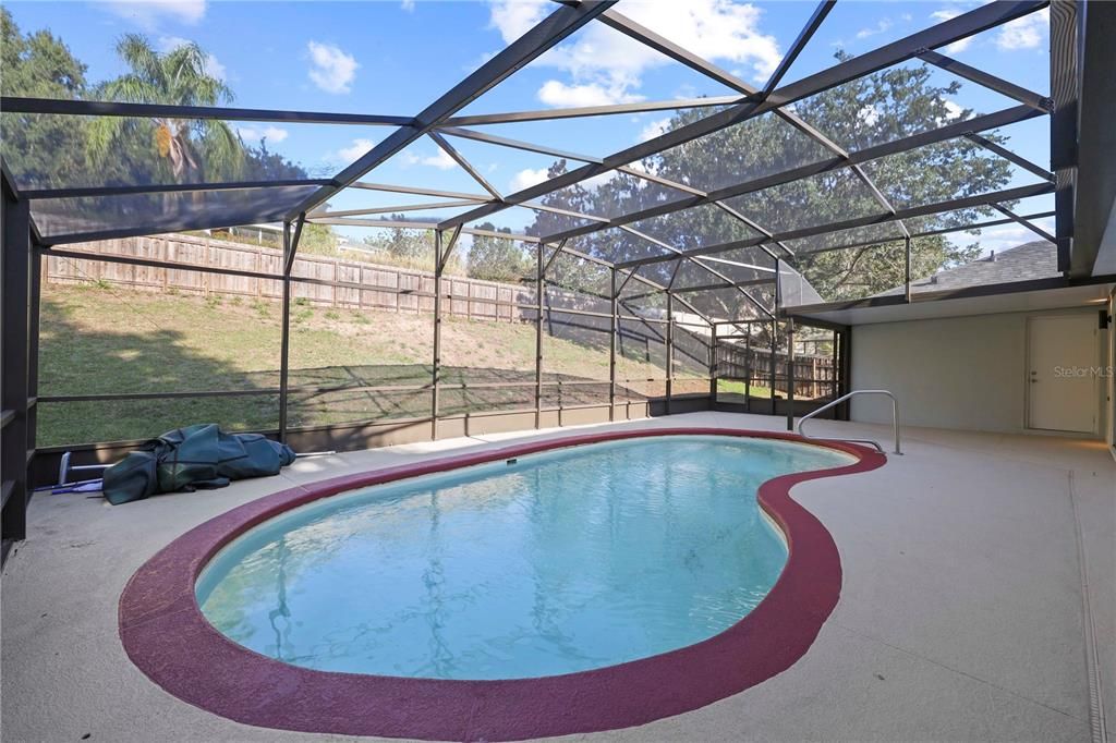 For Sale: $448,000 (3 beds, 2 baths, 2008 Square Feet)