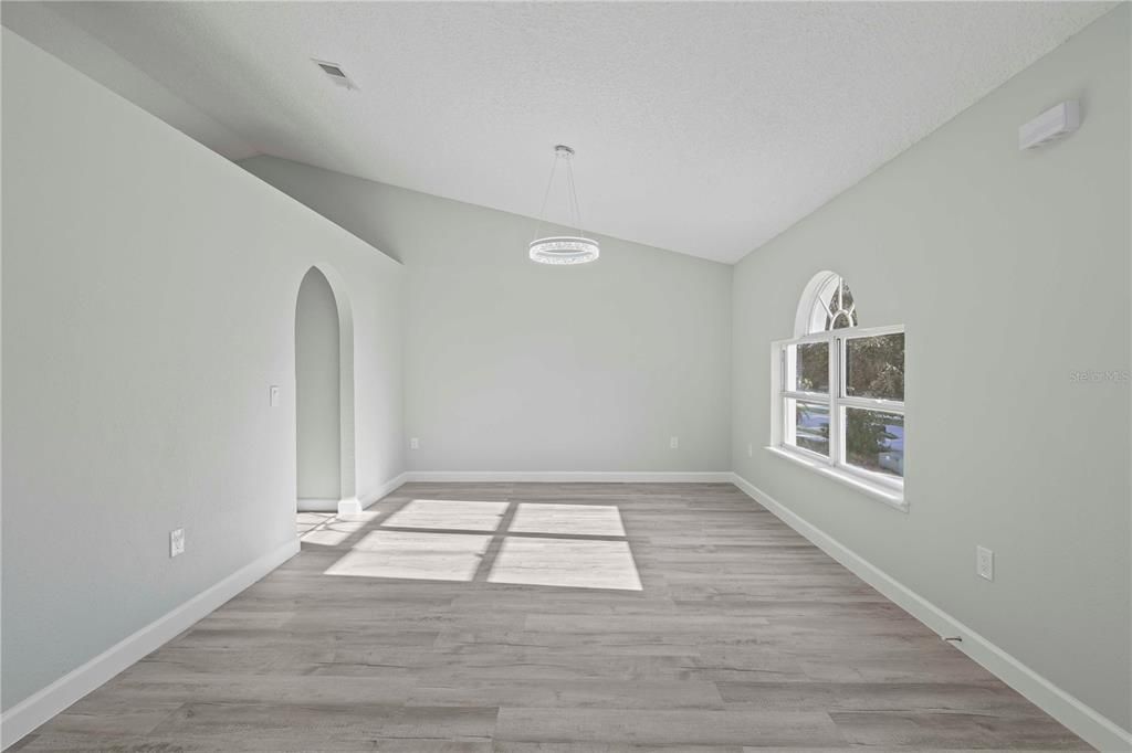 For Sale: $448,000 (3 beds, 2 baths, 2008 Square Feet)