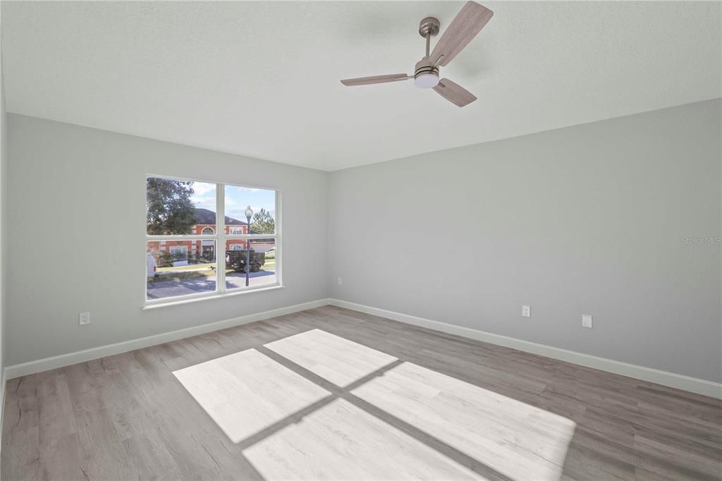 For Sale: $448,000 (3 beds, 2 baths, 2008 Square Feet)