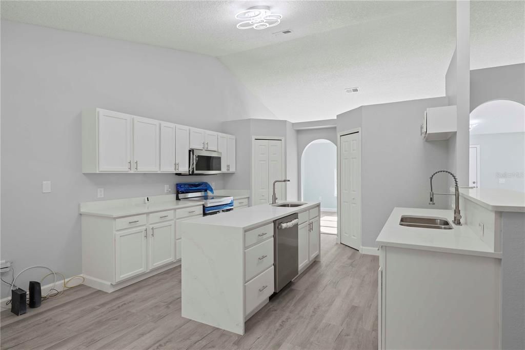 For Sale: $448,000 (3 beds, 2 baths, 2008 Square Feet)