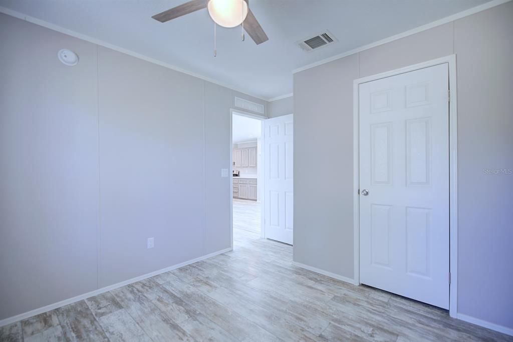 For Sale: $344,900 (2 beds, 2 baths, 1411 Square Feet)