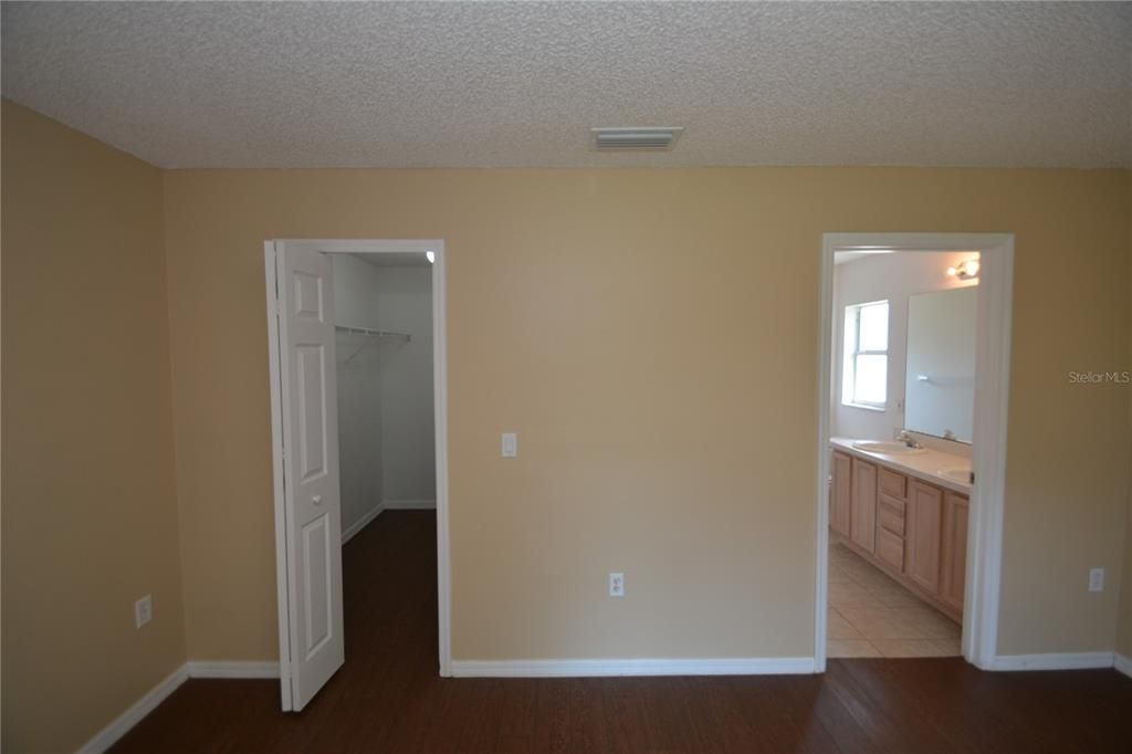 En Renta: $1,950 (3 camas, 2 baños, 1416 Pies cuadrados)