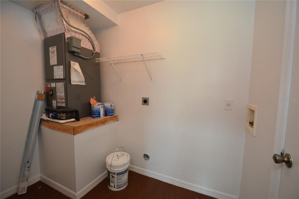 En Renta: $1,950 (3 camas, 2 baños, 1416 Pies cuadrados)