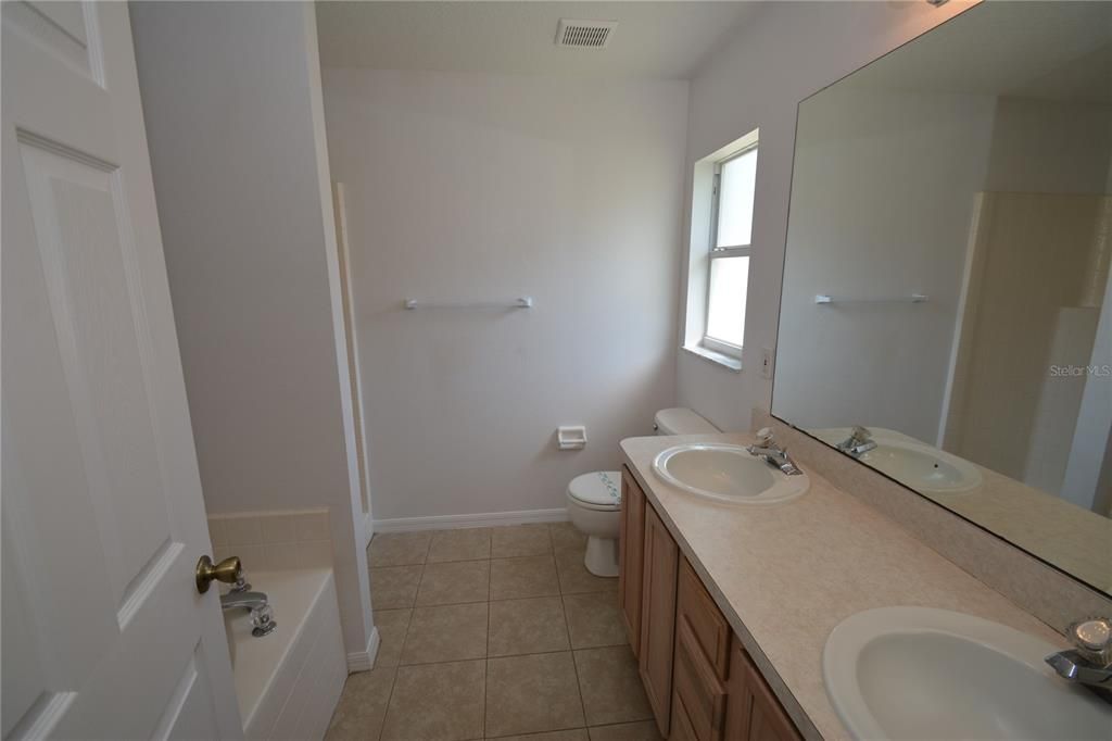 En Renta: $1,950 (3 camas, 2 baños, 1416 Pies cuadrados)