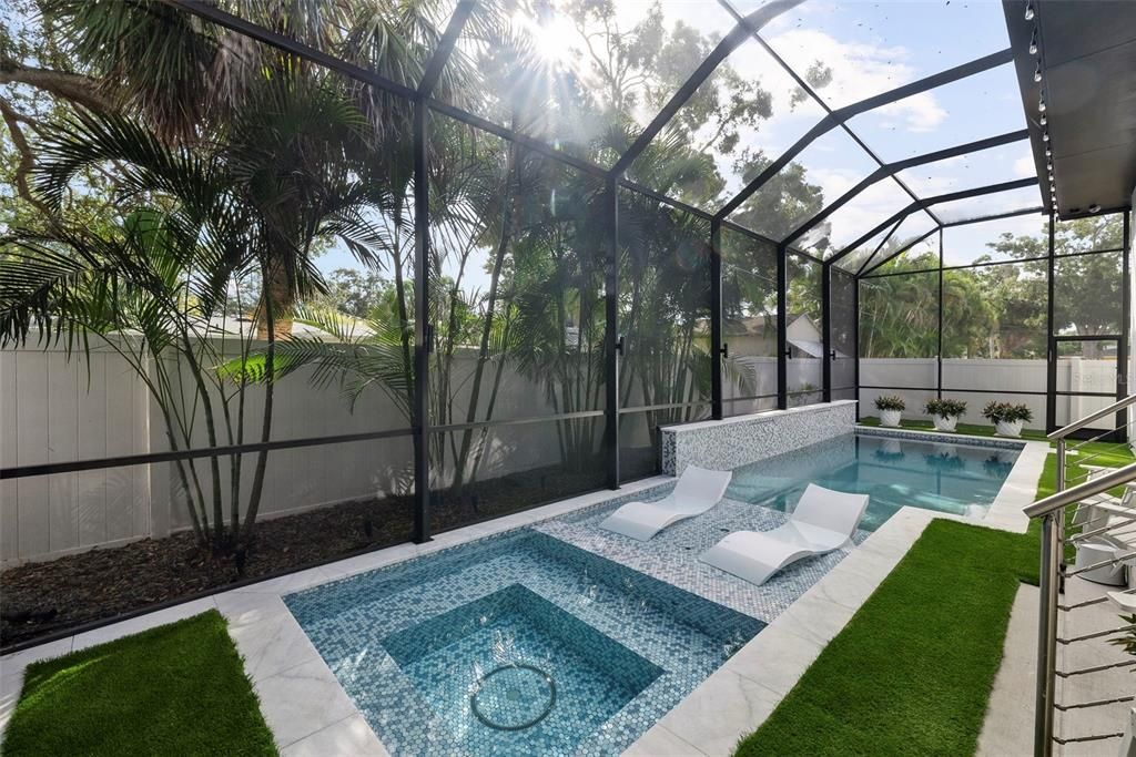 出租: $13,500 (5 贝兹, 4 浴室, 4149 平方英尺)