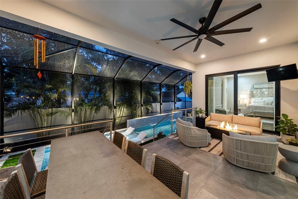 出租: $13,500 (5 贝兹, 4 浴室, 4149 平方英尺)