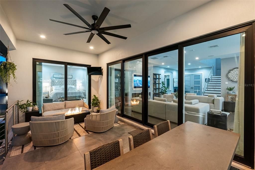 出租: $13,500 (5 贝兹, 4 浴室, 4149 平方英尺)