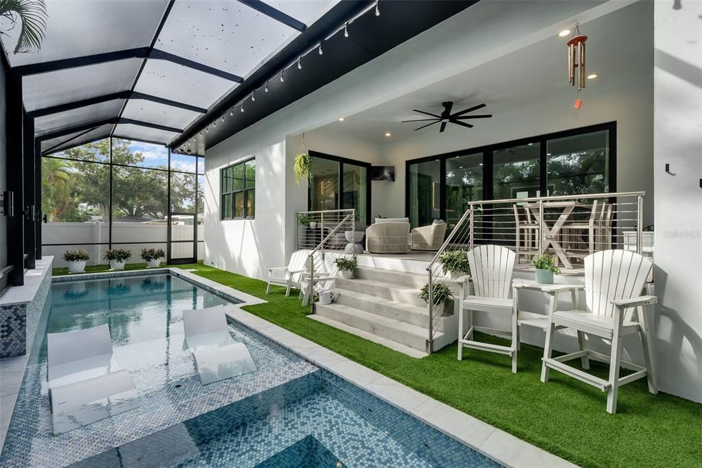 出租: $13,500 (5 贝兹, 4 浴室, 4149 平方英尺)