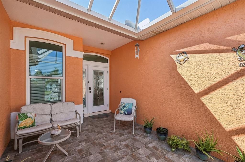 Active With Contract: $589,700 (3 beds, 2 baths, 1782 Square Feet)