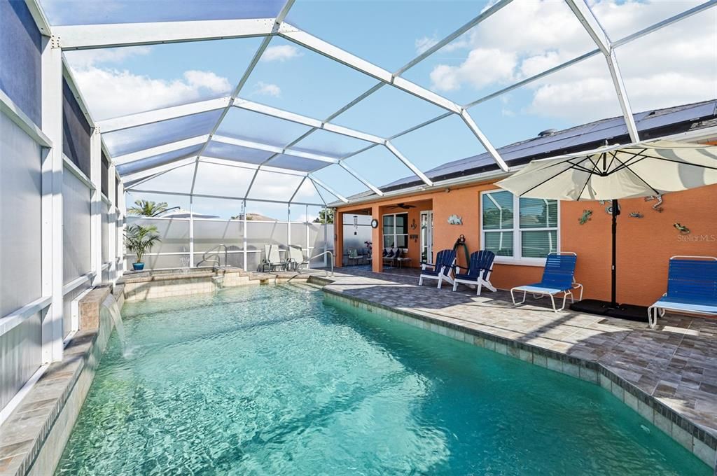 Active With Contract: $589,700 (3 beds, 2 baths, 1782 Square Feet)