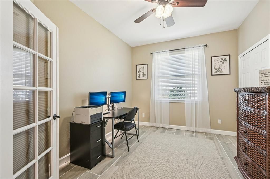 Active With Contract: $589,700 (3 beds, 2 baths, 1782 Square Feet)