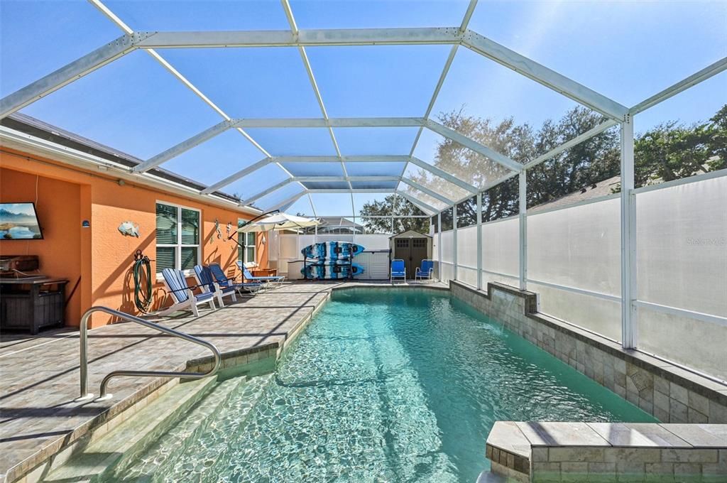 Active With Contract: $589,700 (3 beds, 2 baths, 1782 Square Feet)