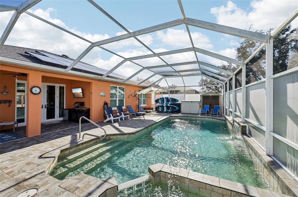 Active With Contract: $589,700 (3 beds, 2 baths, 1782 Square Feet)