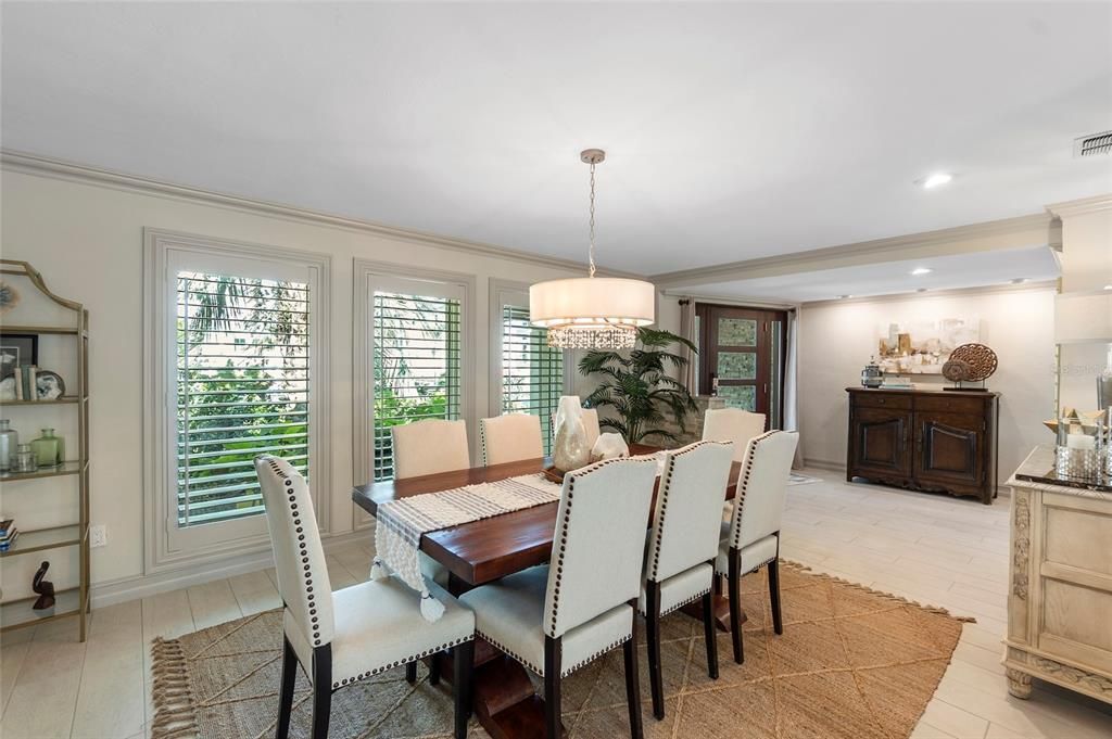 待售: $2,295,000 (3 贝兹, 3 浴室, 2676 平方英尺)