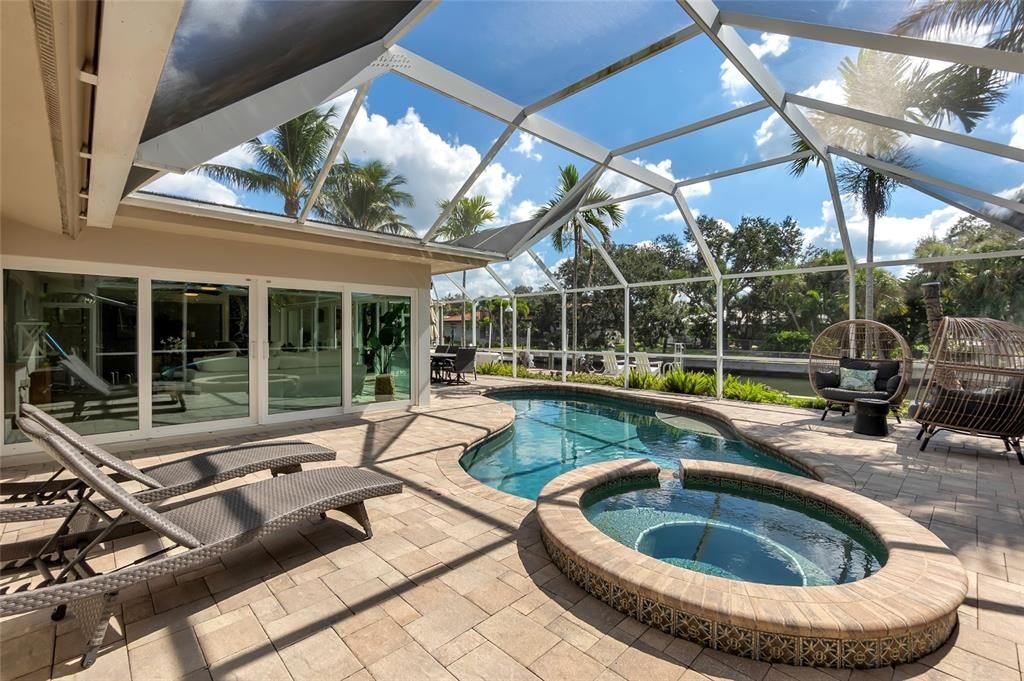 待售: $2,295,000 (3 贝兹, 3 浴室, 2676 平方英尺)