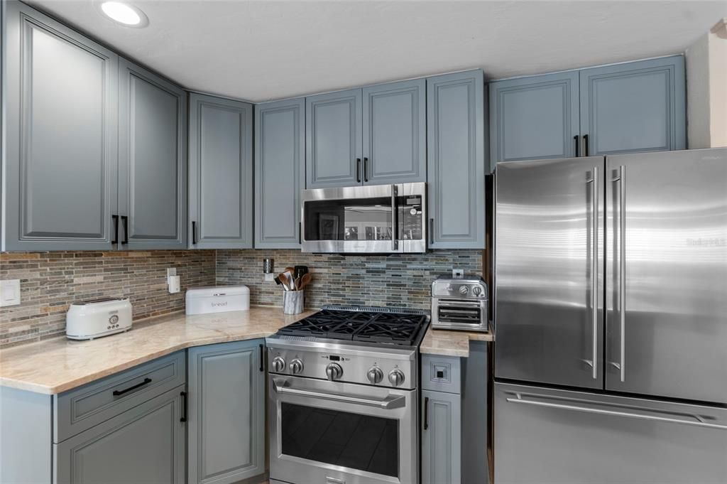 待售: $2,295,000 (3 贝兹, 3 浴室, 2676 平方英尺)