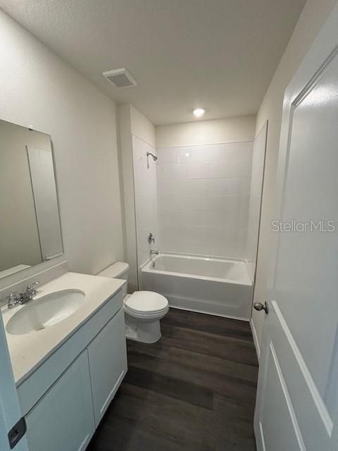 For Sale: $364,990 (4 beds, 2 baths, 1828 Square Feet)