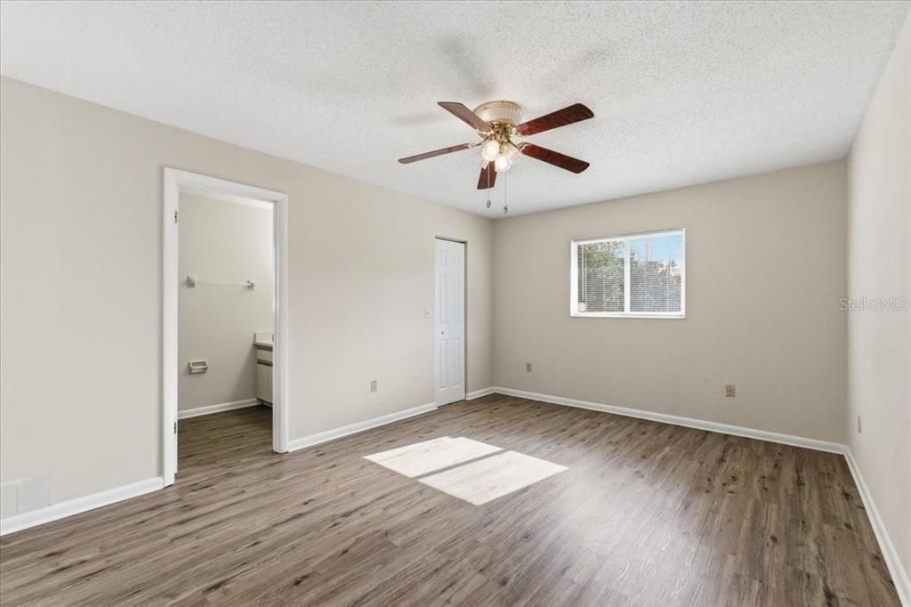 For Sale: $315,000 (3 beds, 2 baths, 1526 Square Feet)