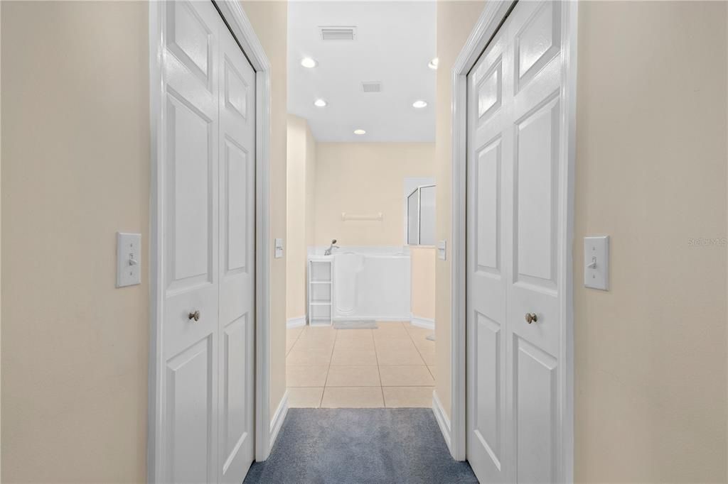 For Sale: $409,900 (3 beds, 3 baths, 2572 Square Feet)