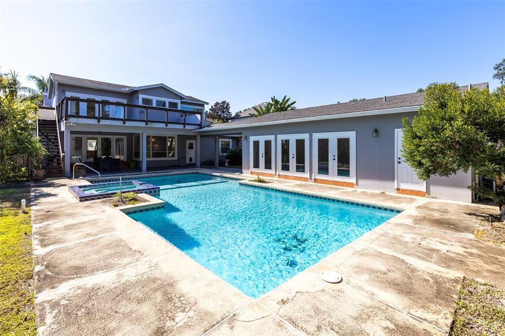 En Venta: $2,490,000 (5 camas, 4 baños, 3948 Pies cuadrados)