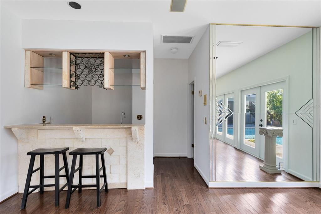 En Venta: $2,490,000 (5 camas, 4 baños, 3948 Pies cuadrados)