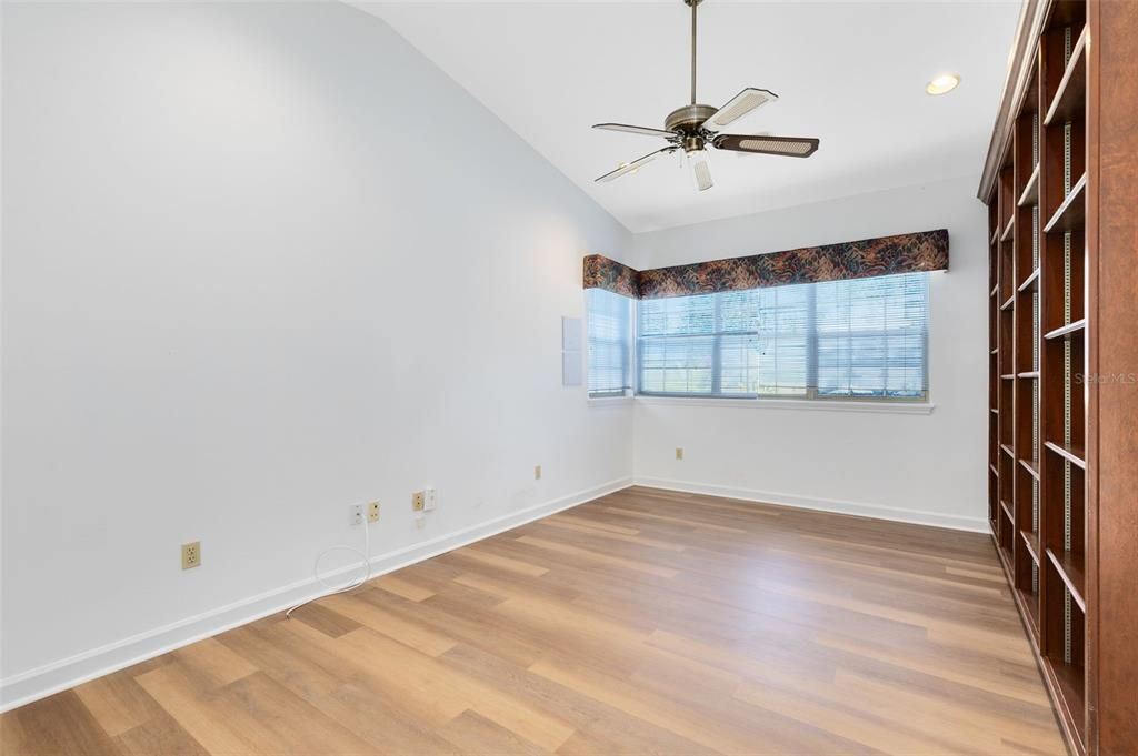 En Venta: $2,490,000 (5 camas, 4 baños, 3948 Pies cuadrados)