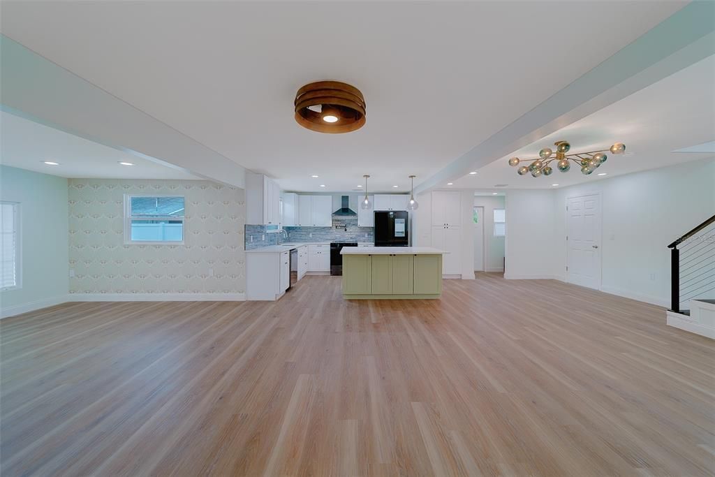 For Sale: $699,000 (3 beds, 2 baths, 1468 Square Feet)