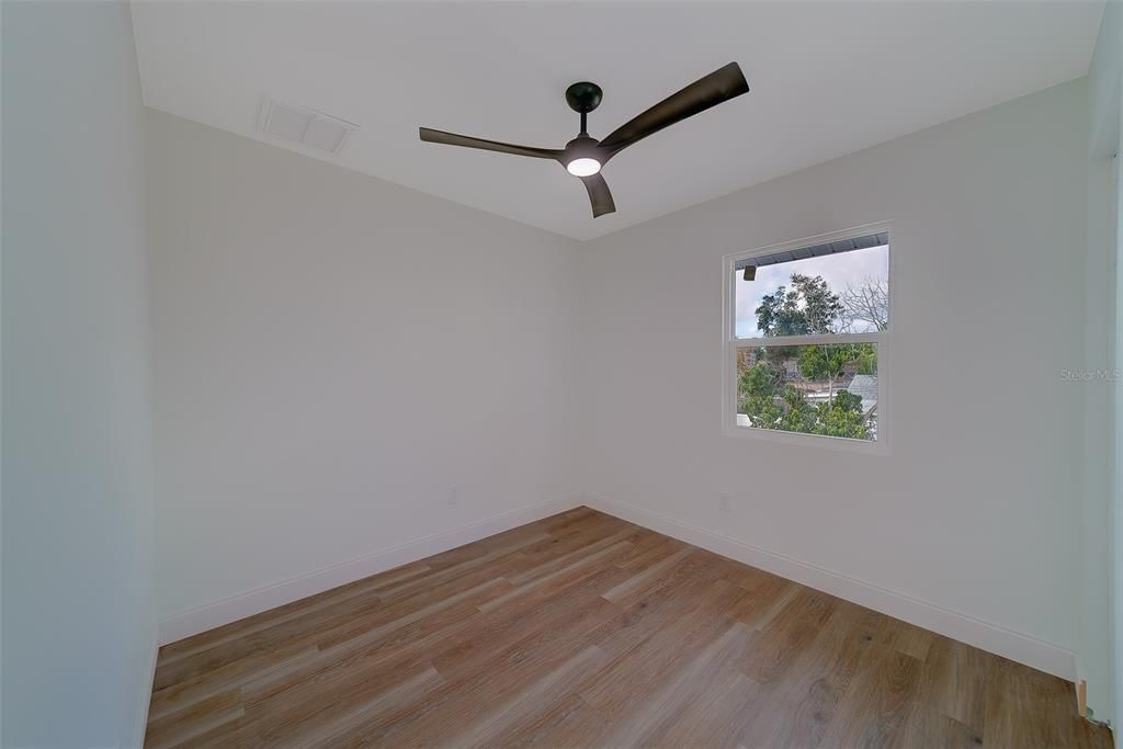 For Sale: $699,000 (3 beds, 2 baths, 1468 Square Feet)