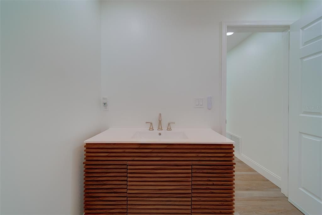 For Sale: $699,000 (3 beds, 2 baths, 1468 Square Feet)