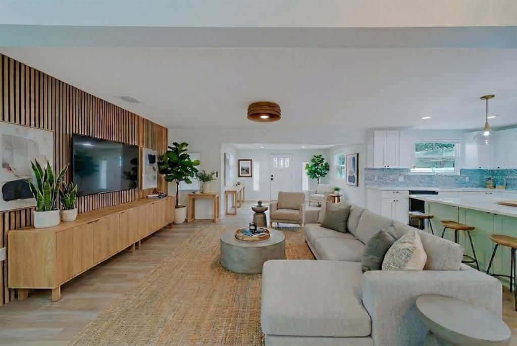 For Sale: $699,000 (3 beds, 2 baths, 1468 Square Feet)