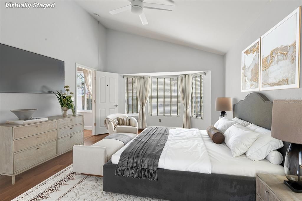 合同活跃: $460,000 (3 贝兹, 2 浴室, 1836 平方英尺)