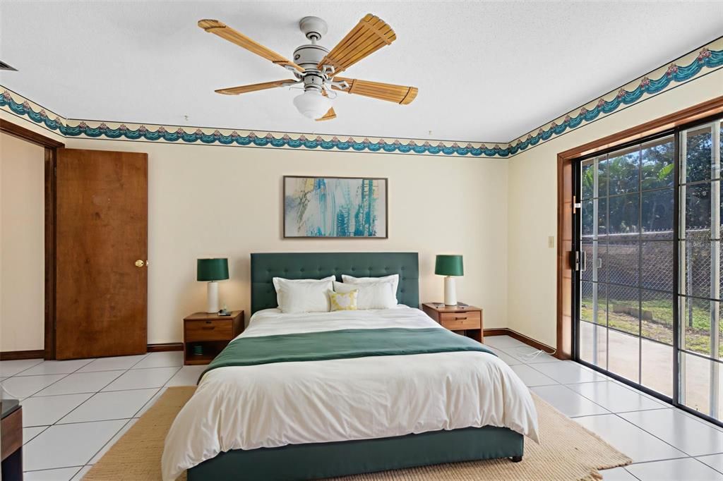 Activo con contrato: $374,900 (3 camas, 2 baños, 1464 Pies cuadrados)