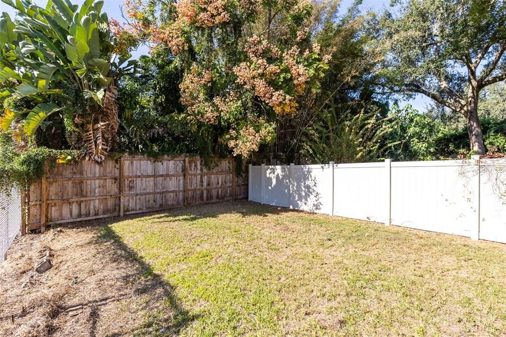 Activo con contrato: $374,900 (3 camas, 2 baños, 1464 Pies cuadrados)