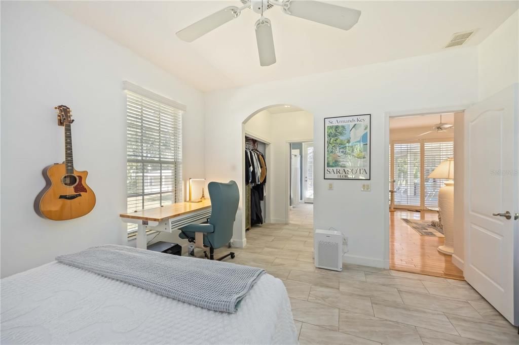 For Sale: $695,000 (4 beds, 3 baths, 2897 Square Feet)