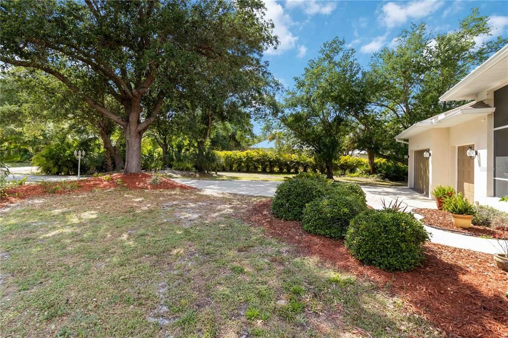 For Sale: $695,000 (4 beds, 3 baths, 2897 Square Feet)