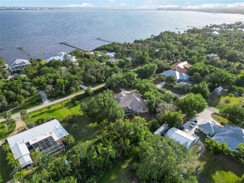 For Sale: $695,000 (4 beds, 3 baths, 2897 Square Feet)