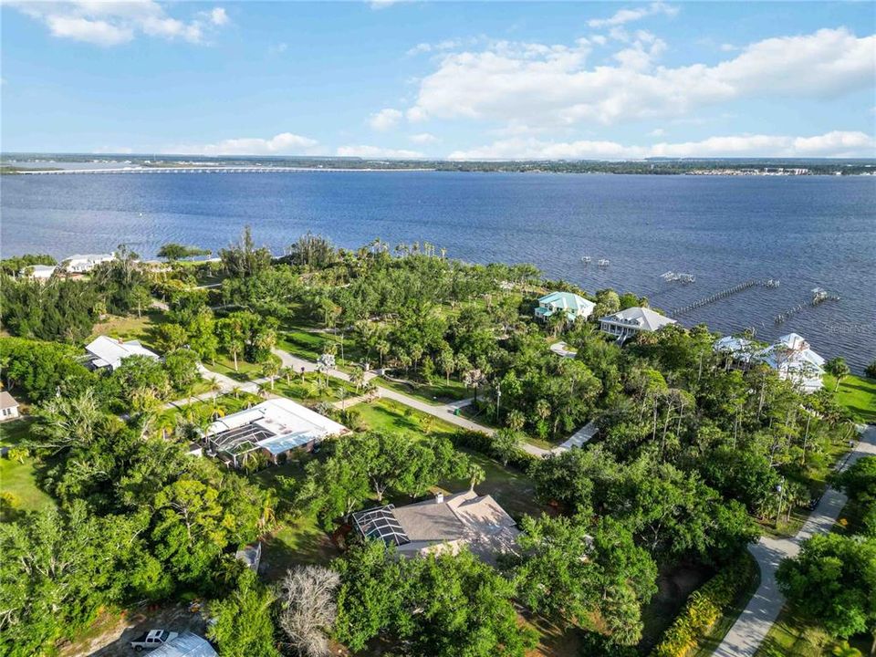 For Sale: $695,000 (4 beds, 3 baths, 2897 Square Feet)