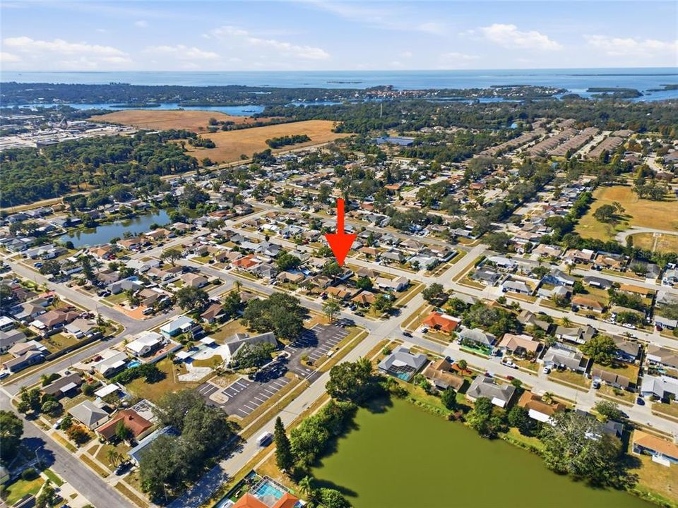 For Sale: $325,000 (2 beds, 2 baths, 1239 Square Feet)