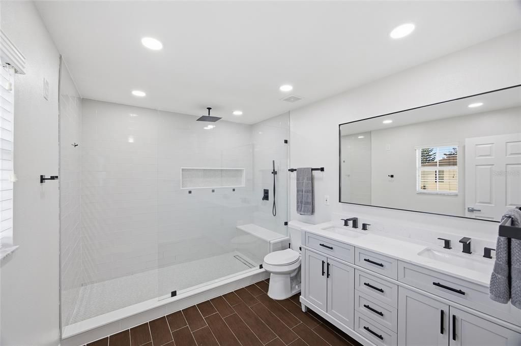 待售: $358,000 (3 贝兹, 2 浴室, 1860 平方英尺)