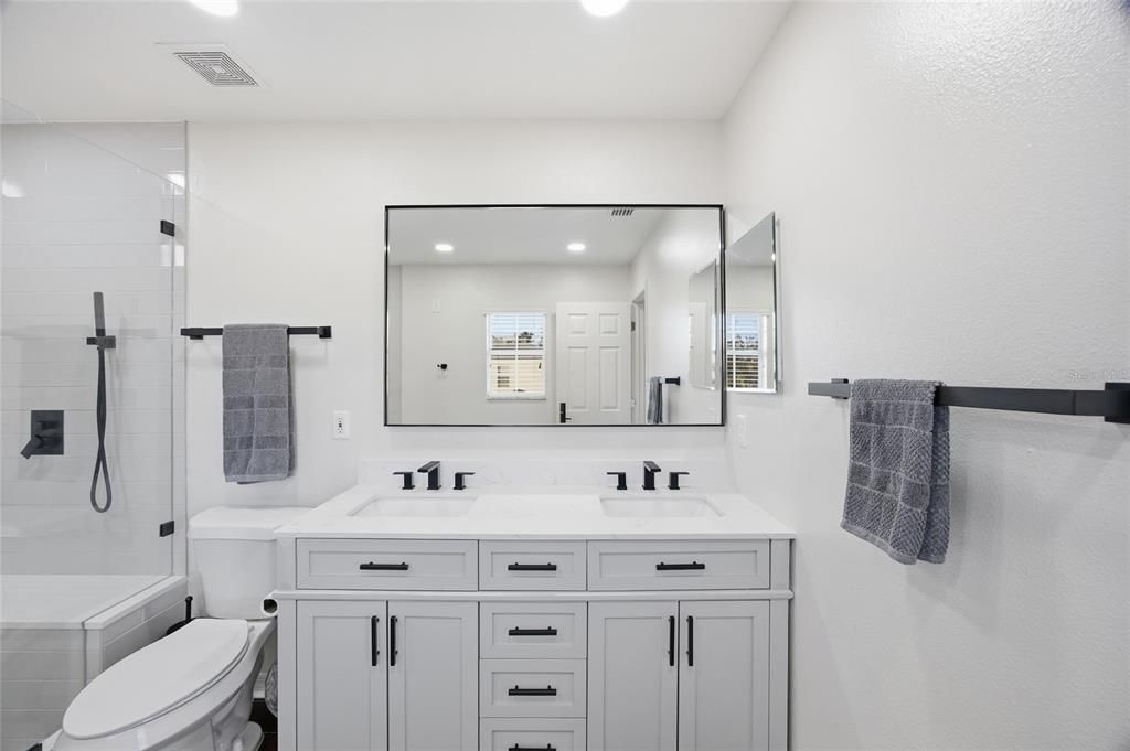 待售: $358,000 (3 贝兹, 2 浴室, 1860 平方英尺)