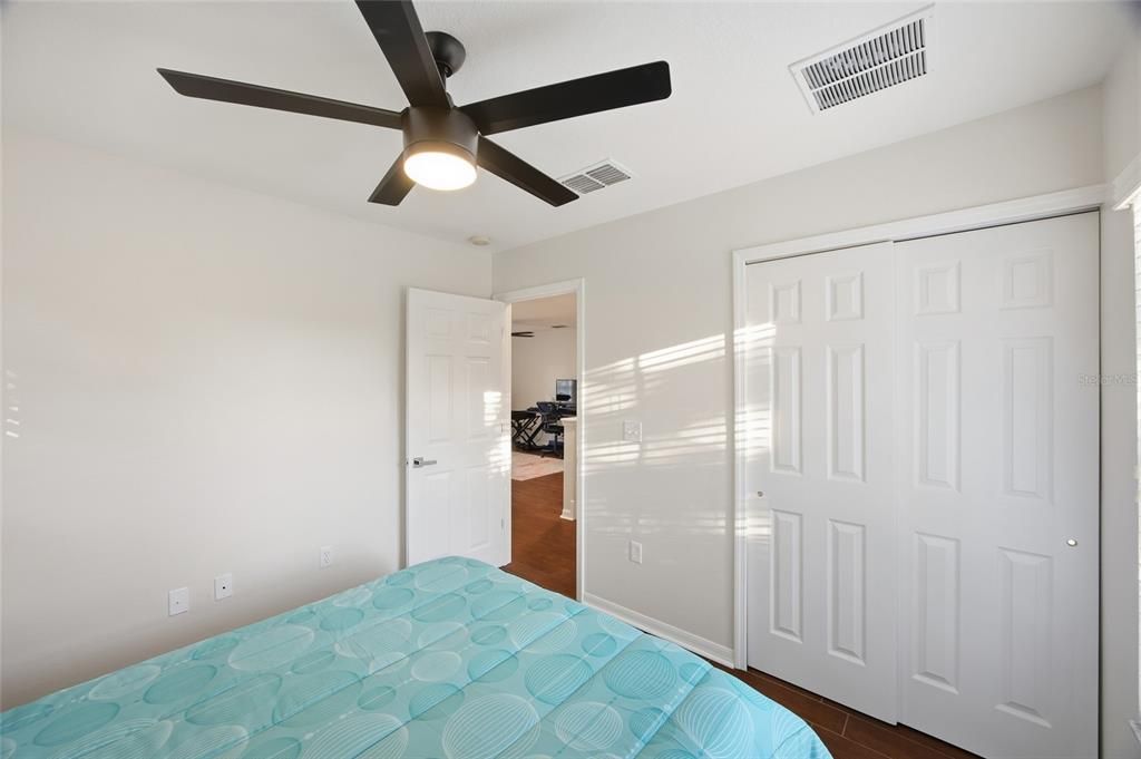 待售: $358,000 (3 贝兹, 2 浴室, 1860 平方英尺)