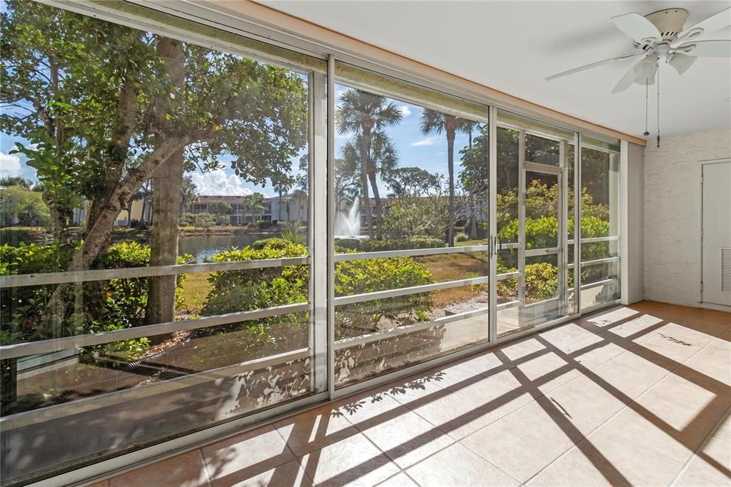 待售: $235,000 (2 贝兹, 2 浴室, 1341 平方英尺)