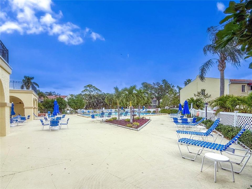 待售: $235,000 (2 贝兹, 2 浴室, 1341 平方英尺)