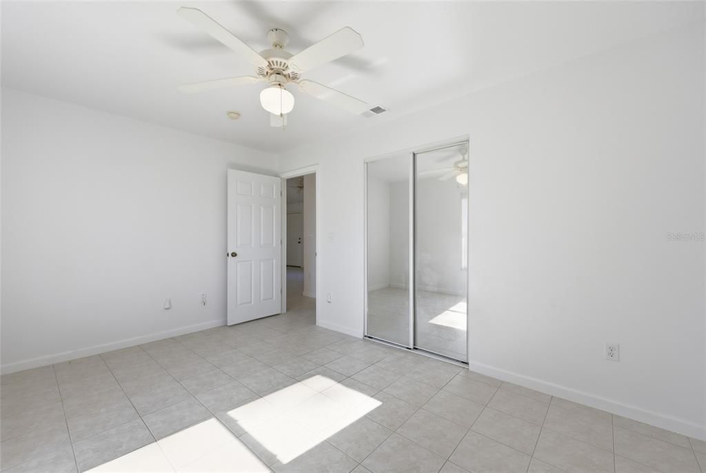 На продажу: $254,000 (3 спален, 2 ванн, 1206 Квадратных фут)