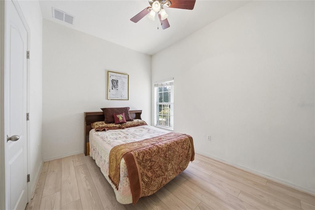 For Sale: $335,000 (3 beds, 2 baths, 1753 Square Feet)