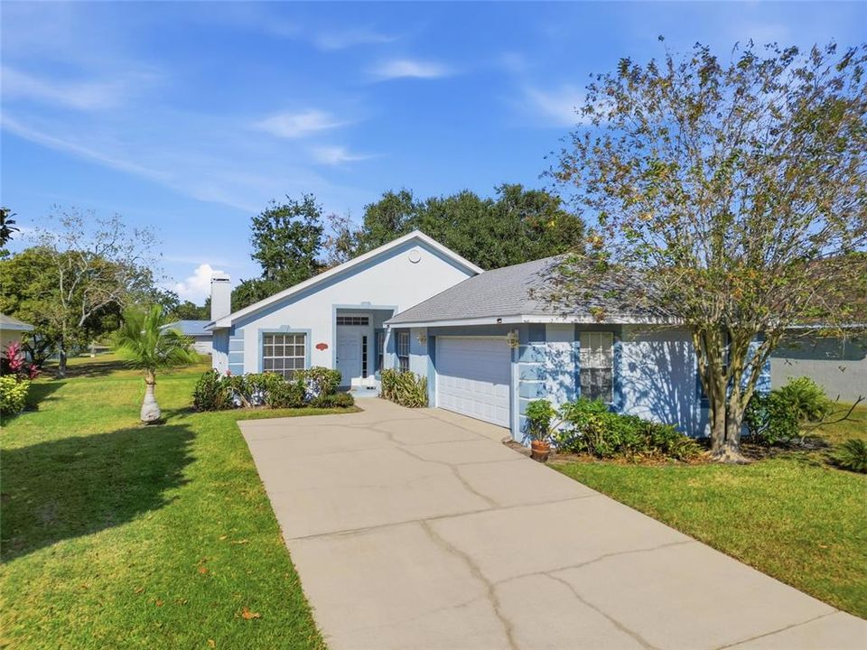 For Sale: $335,000 (3 beds, 2 baths, 1753 Square Feet)