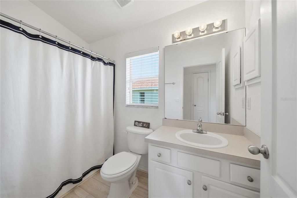 For Sale: $335,000 (3 beds, 2 baths, 1753 Square Feet)